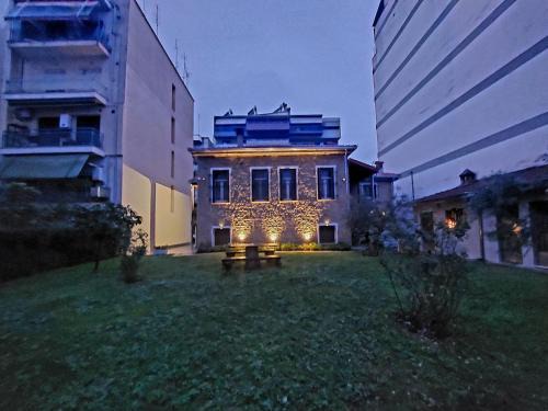 Trikala Apartment | Λίθινο Ληθαίου