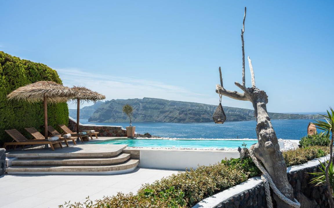 Oia Resort | 135 m² Resort ∙ 4 bedrooms ∙ 127 guests