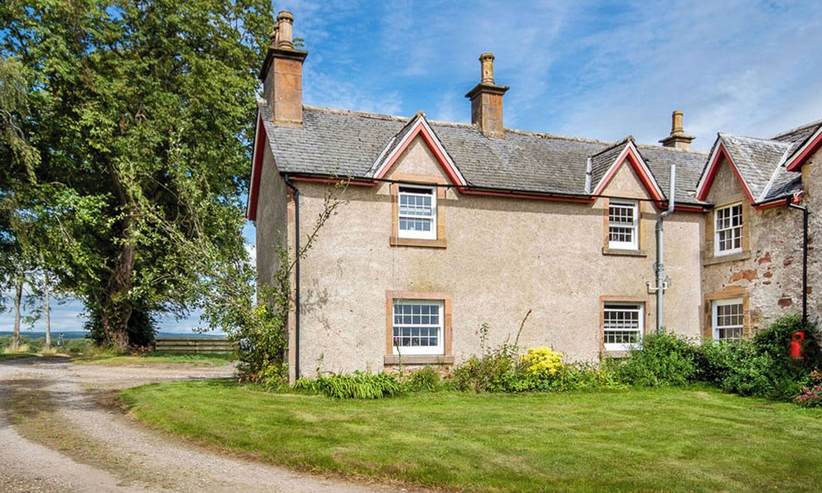 Invergordon Cottage | 2 bedroom accommodation in Kildary, near Tain