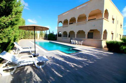 Ounagha Villa | 450 m² Villa ∙ 4 bedrooms ∙ 14 guests