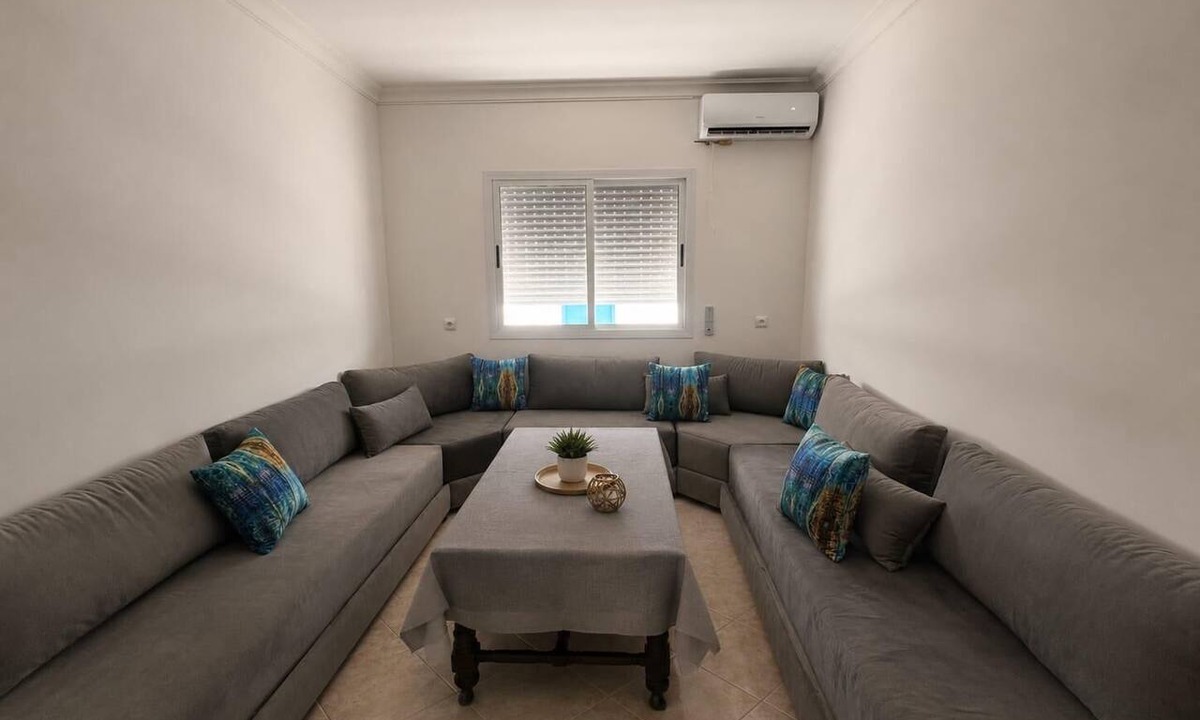 Martil House | 5-minute drive from the beach; AC, free Wi-Fi, parking
