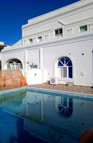 Emporio House | 85 m² House ∙ 3 guests