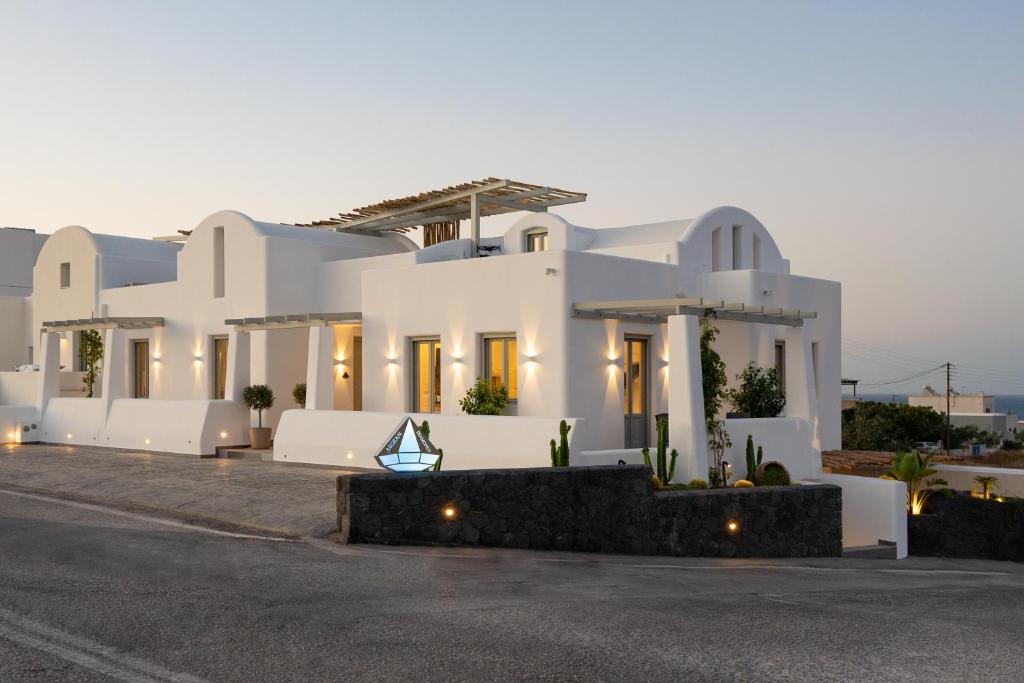 Monolithos Villa | Aegean Diamonds Luxury Suites
