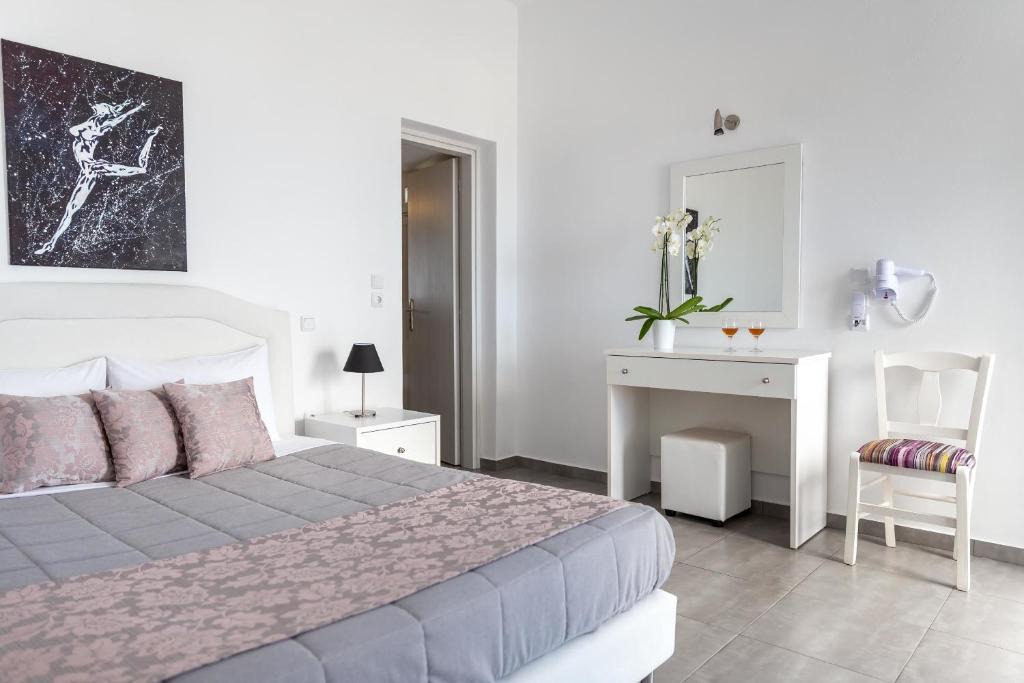 Fira House | Aigli Villa