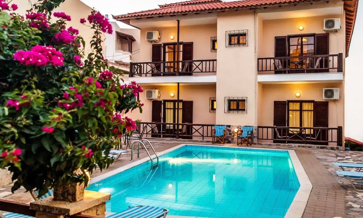 Roussospiti House | Amarandos Villa