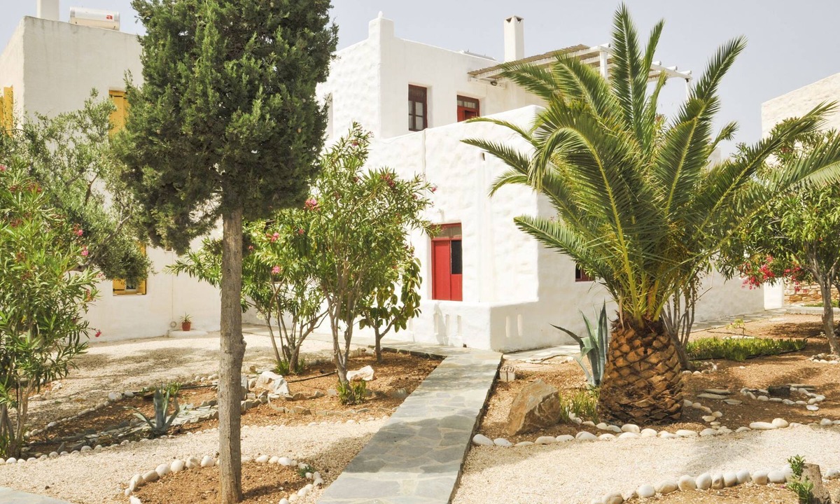 Perissa Apartment | An apartment that sleeps 4 guests in 1 bedroom