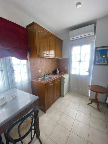Akrotiri Apartment | Apartment ∙ 4 guests