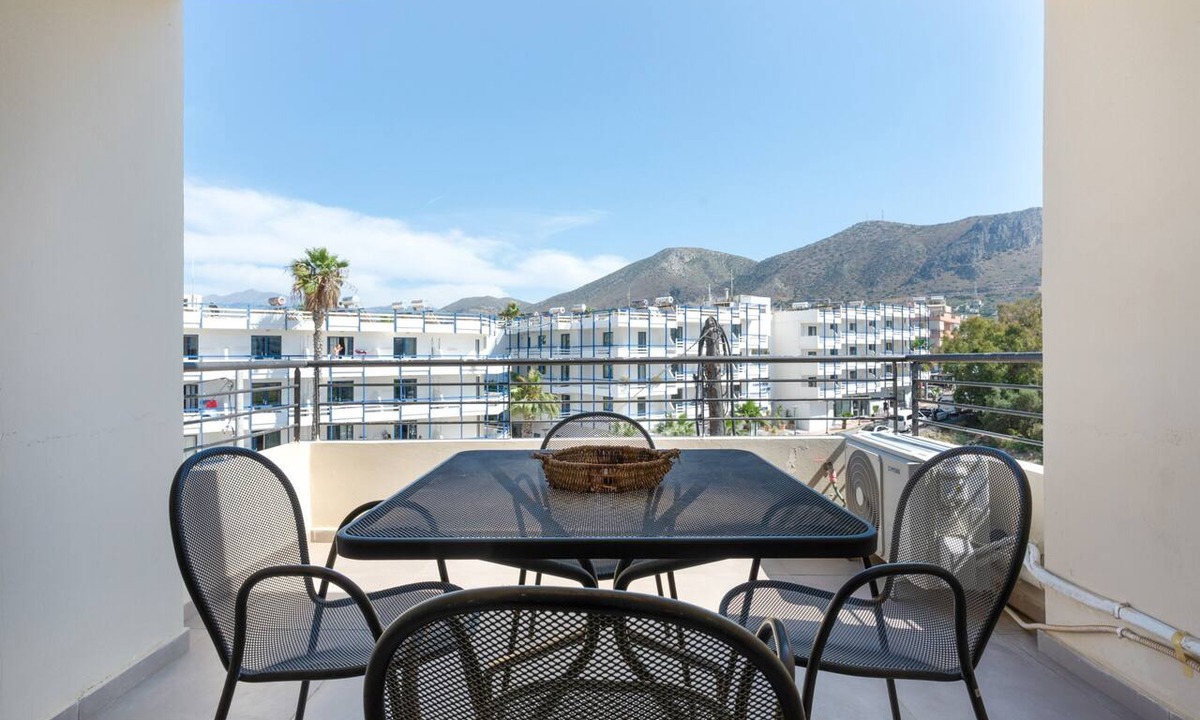 Limenas Chersonisou Apartment | Apartment 'Anthi's' with Mountain View, Wi-Fi and Air Conditioning