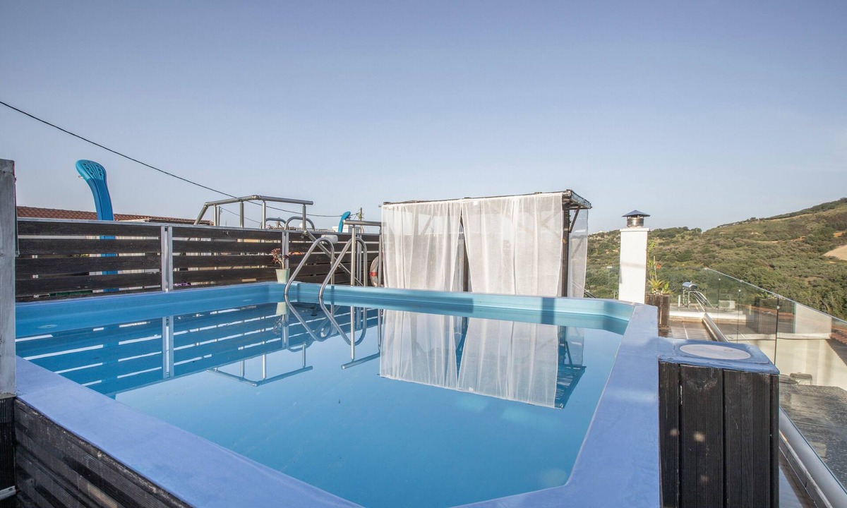 Filaki Apartment | Apartment 'Modern' with Mountain View, Wi-Fi and Air Conditioning