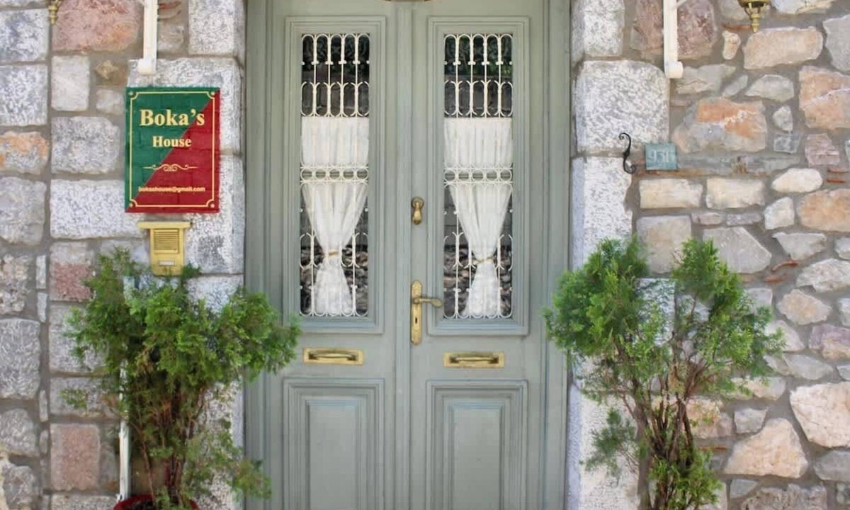 Arachova Apartment | Arachova Boka's House, Charming Mountain Getaway