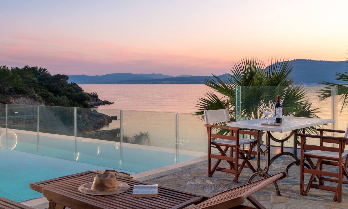 Pefkos House | Arte Pefki Beachfront Suites