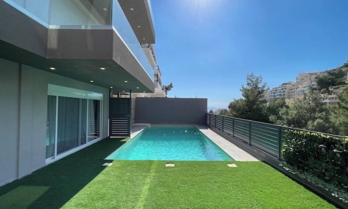 Voula Apartment | Athenean Pool Break
