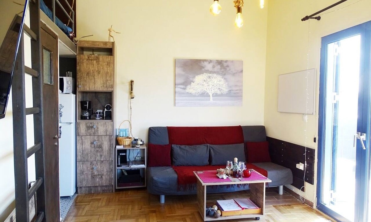 Attiki Apartment | Athens Be my guest!❤️️ enjoy the sun☀️next ro everything.