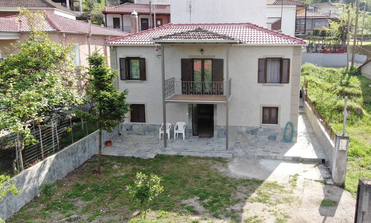 Mavromati House | Authentic Mountain Villa near Meteora- Fireplace, Views & Family Comfort