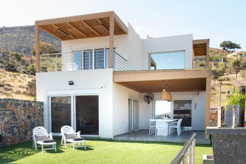 Mires Villa | Beachfront Villa Kyma - Your own Private paradise