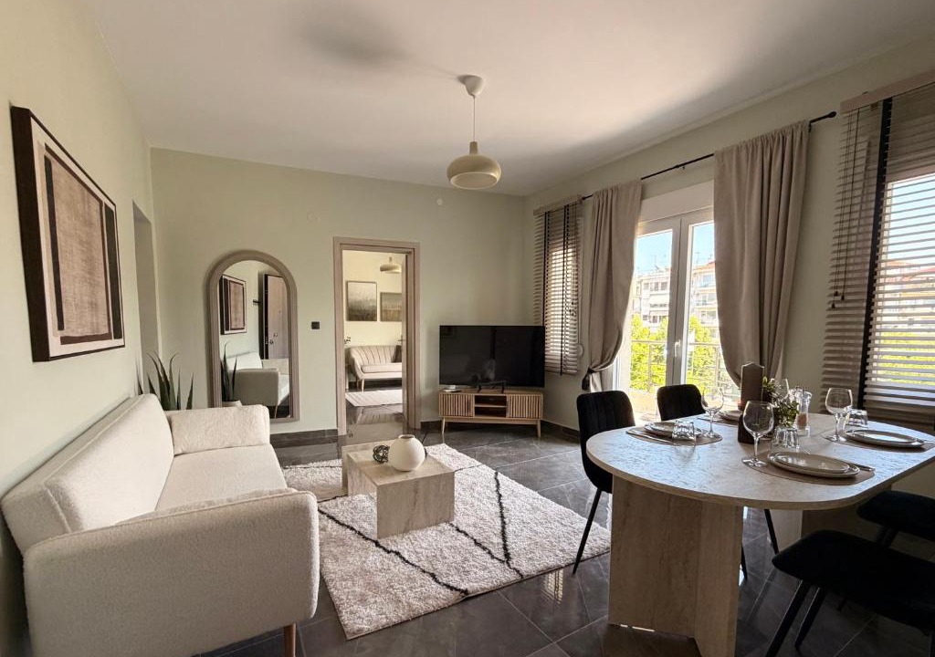 Katerini Apartment | Bistro 49 Luxury suites