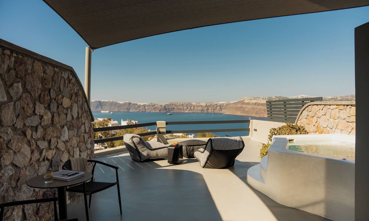 Akrotiri House | Black Diamond Suites - Adults Only