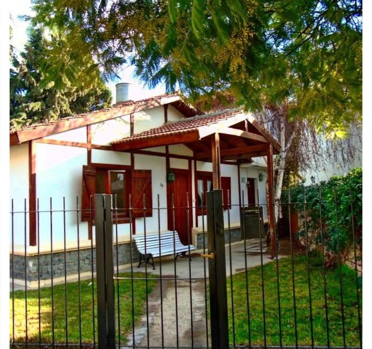 Puerto Madryn House | Cabaña Bº Sur a 6 cuadras de la playa para 4 personas