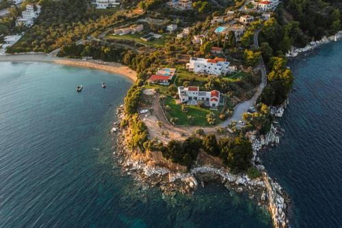 Katsarou Apartment | Cape Blue Suites