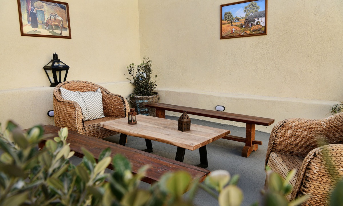 Imerovigli Apartment | Central Home in Imerovigli