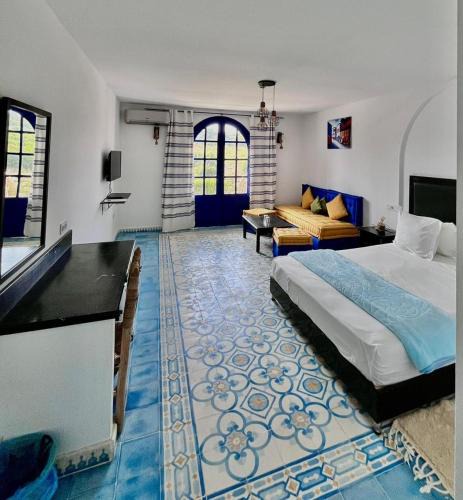 Sahel Chamali Hotel | Chris