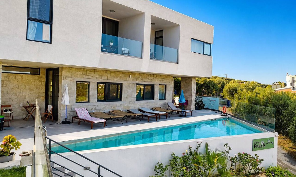 Polemarchi House | Cream Cozy Getaway - 3 Pearls Pool Retreat
