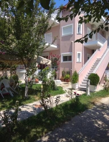 Farkadona Municipality Apartment | Dina's Luxury Apartment- Trikala, Farkadona