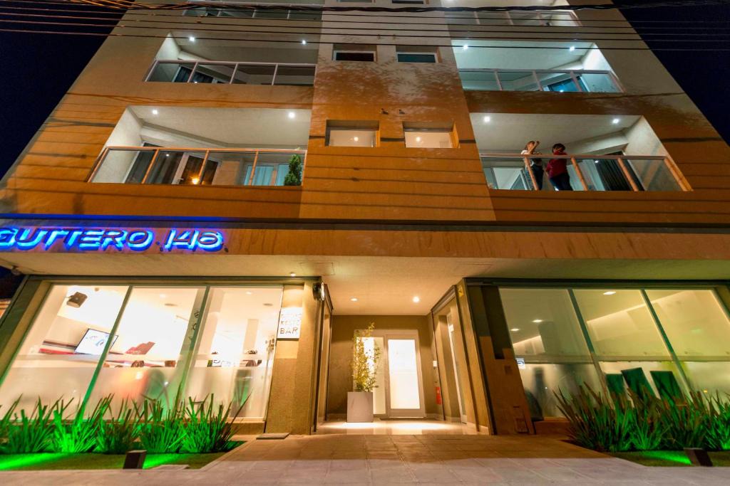 Mercado de la Ciudad Apartment | Edificio Guttero