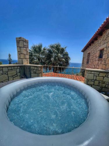 Minoa Pediada House | Elouthia Residence with Sea View and Hot Tub