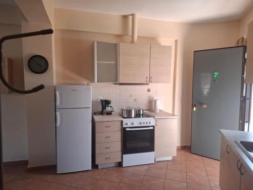 Nikita Apartment | Enoikiazomena diamerismata mezonetes Giannakoudis No7
