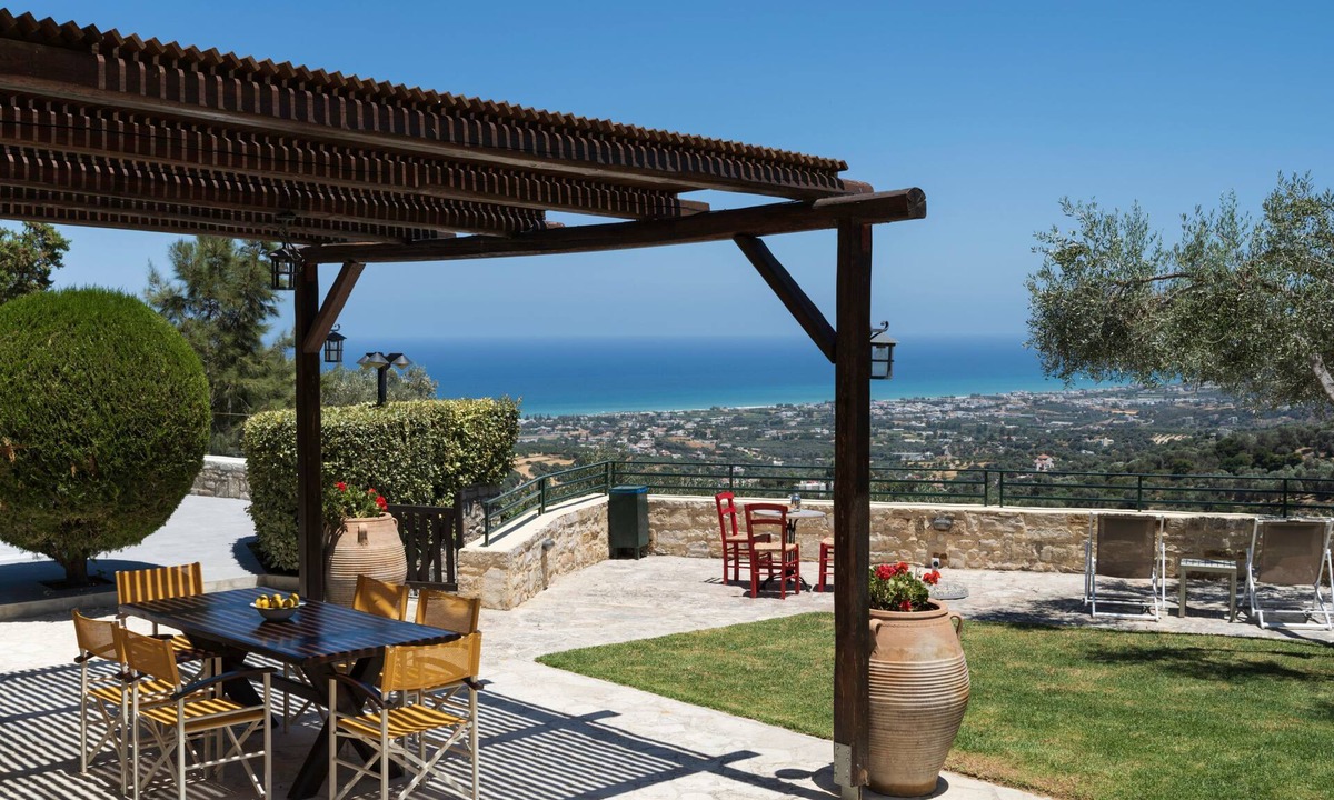 Xiro Chorio Villa | Family Private Escape w/Scenic SeaView