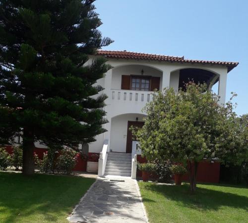 Lepreo Villa | Family Villa Dora