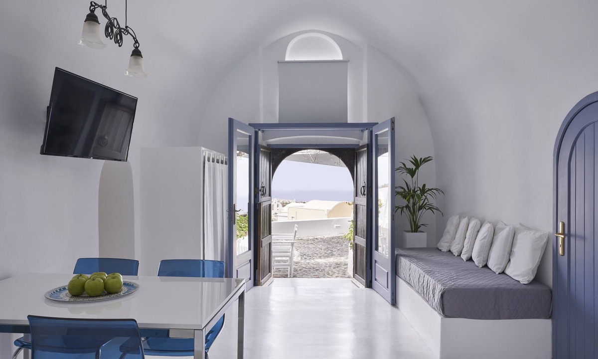 Finikia Apartment | Fava Eco Suites - Family Suite