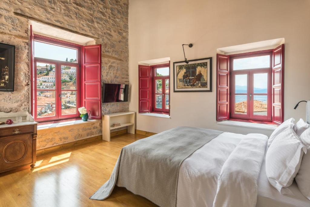 idhra Hotel | FOS Hydra residence