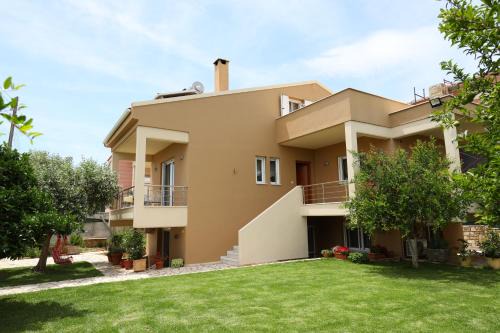 Gefira Mpania Apartment | Fou's luxury apartment