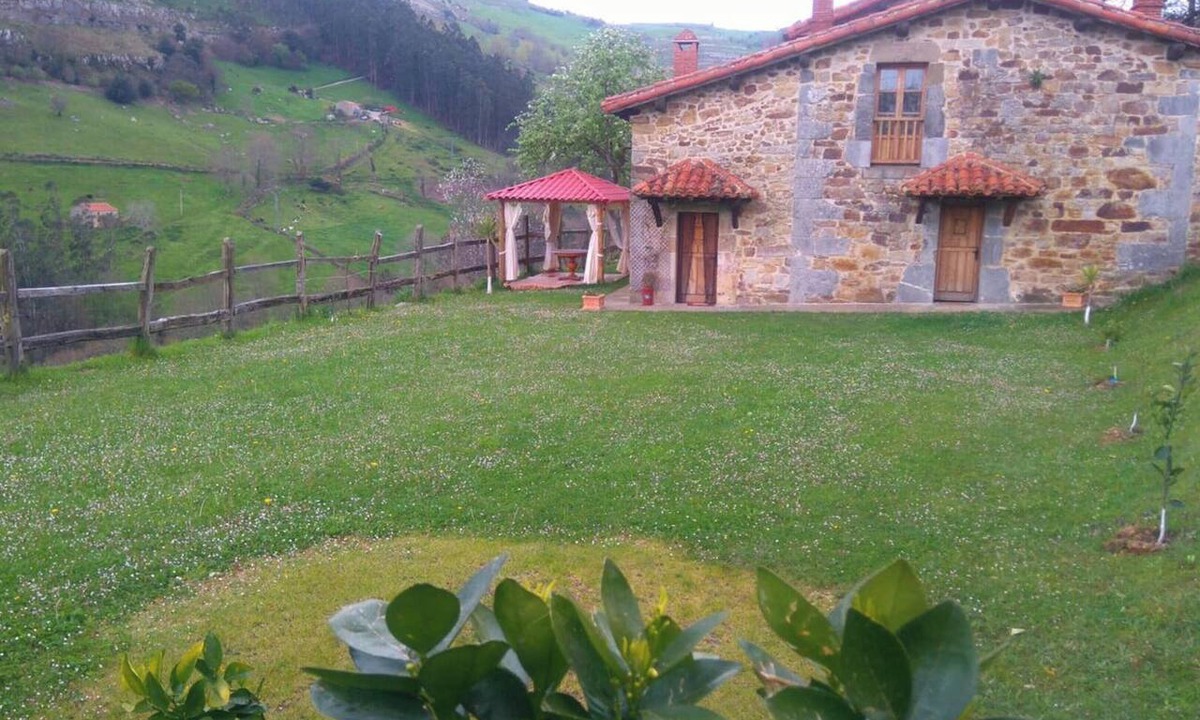 Riotuerto House | Homerez - Charming House in La Cavada with Jacuzzi
