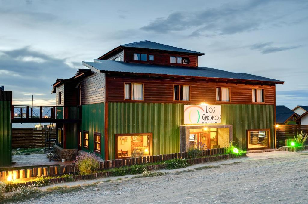 Macrozona Meseta Cerro Calafate Hotel | Hostería Los Gnomos