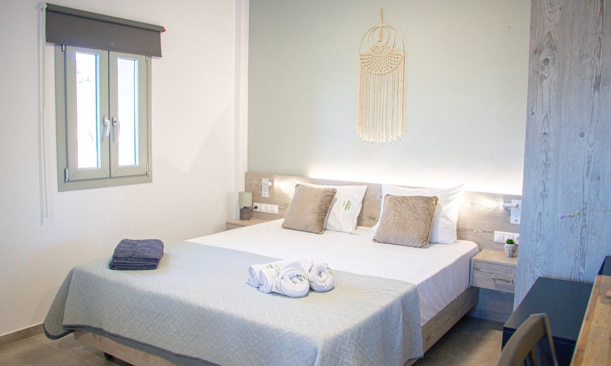 Agia Pelagia House | House of Harmony Suites | Antonia