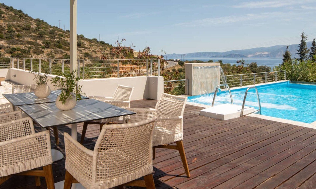 Agios Nikolaos Town Villa | ISholidays Creta Pleiades Sup 2room Sea View&Pool