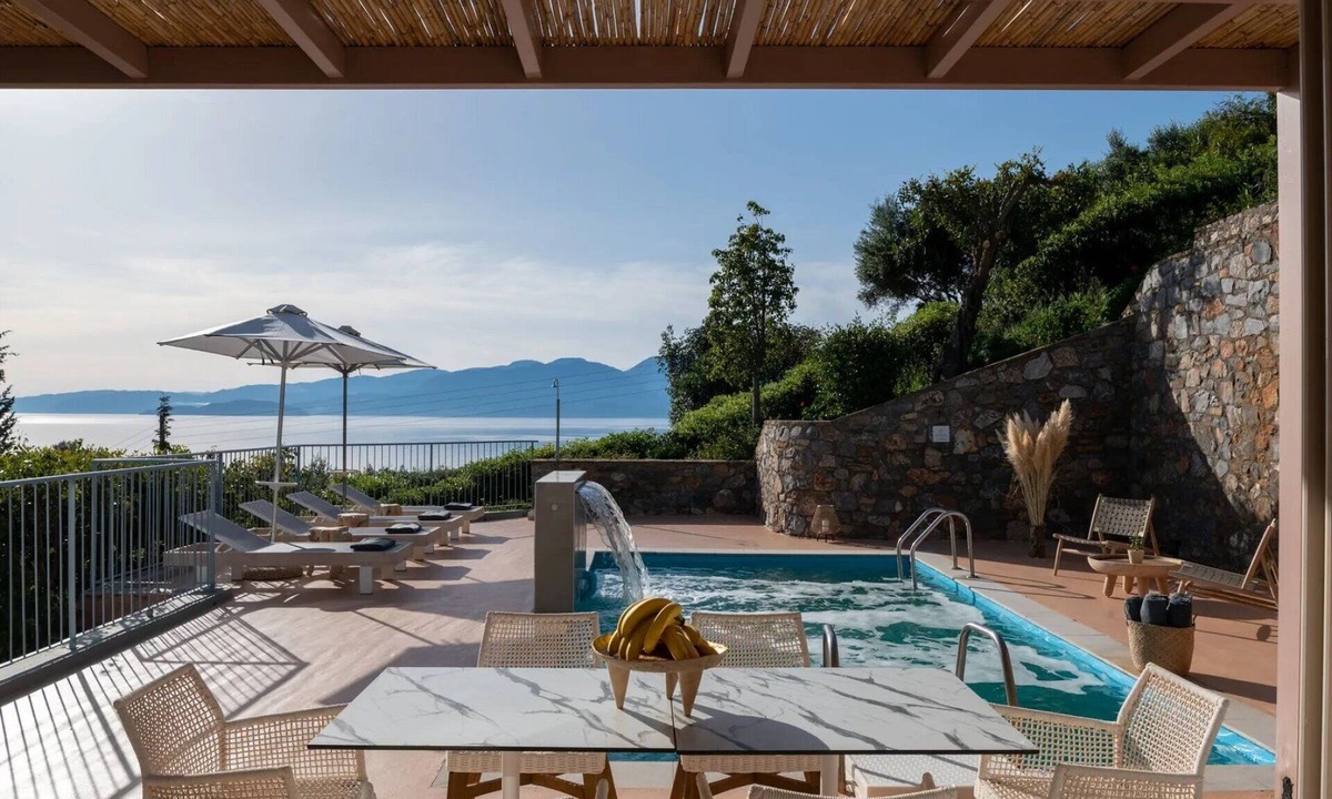 Agios Nikolaos Town Villa | ISholidays Creta Pleiades Villa 3Room SeaView&Pool