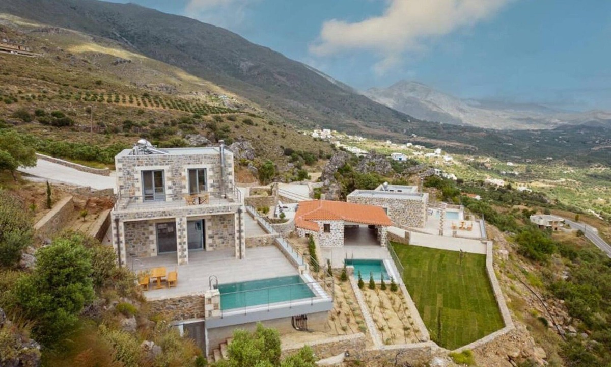 Mariou Villa | Luxury Rethymnon Villa | 2 Bedrooms | Villa Grimmjow | Breathtaking Sea Views
