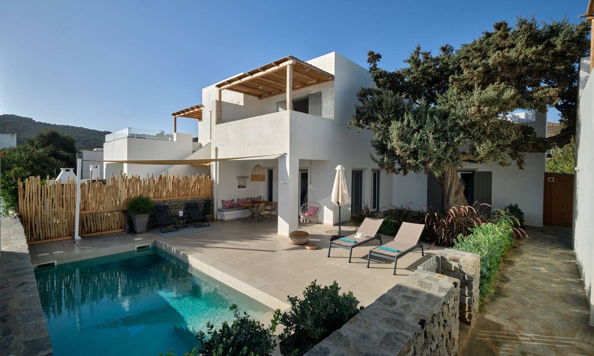 Piso Livadi Villa | Luxury Scarlet beachfront Villa with heated pool, Molos, Paros
