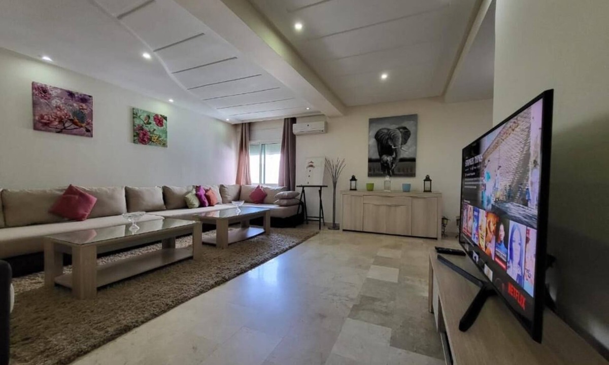 LA GIRONDE Apartment | Luxury Spacious Apartment Midtown Casablanca
