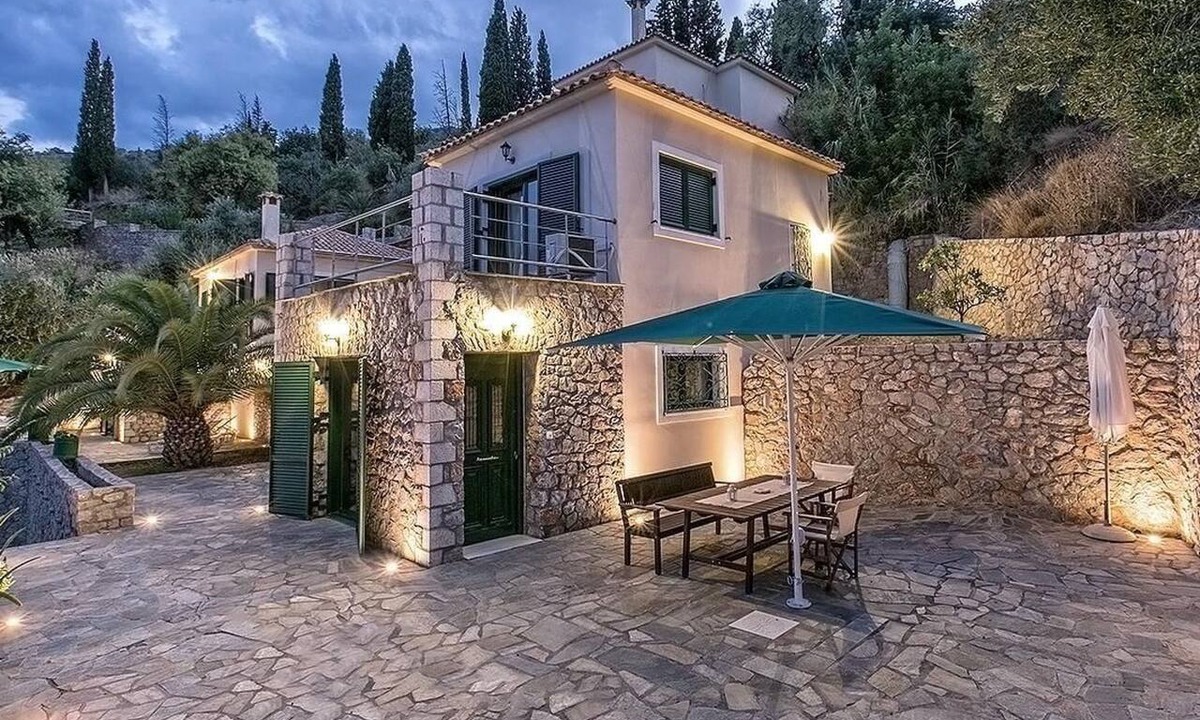 Livadi House | Mahatma Gandhi Villa by Interhome