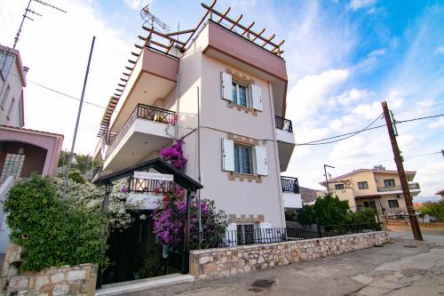 Monemvasia Apartment | Malvasia Corner Studios - ex Romeo's House