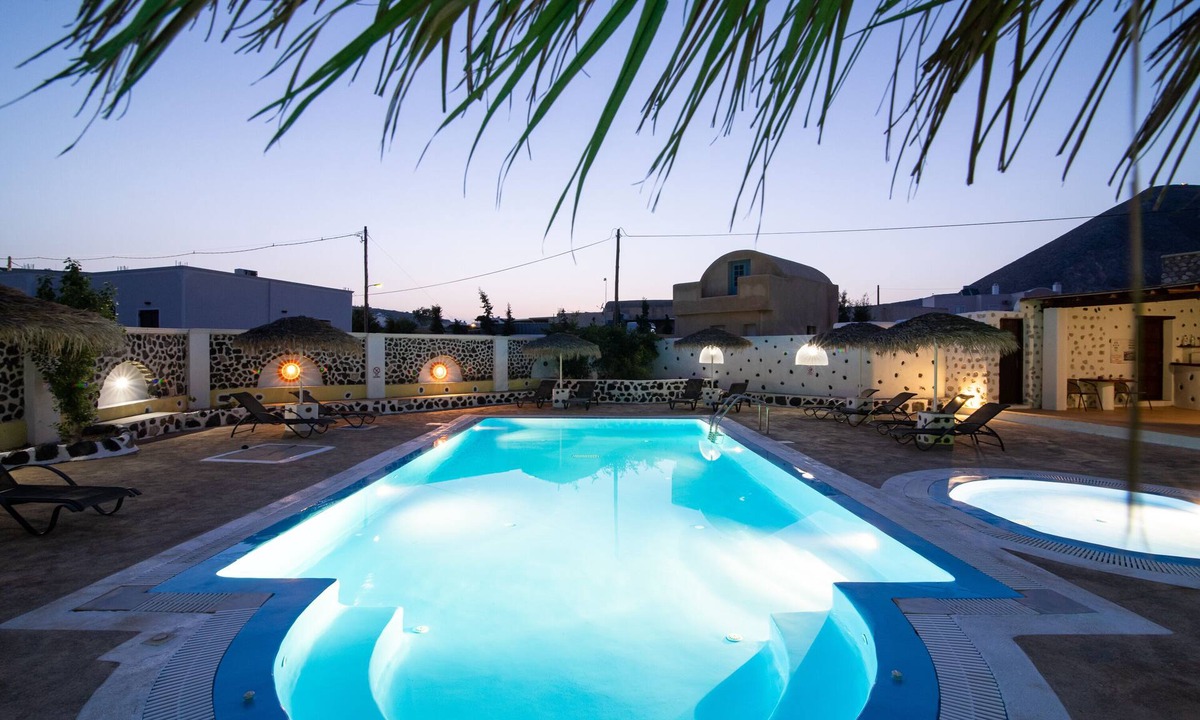Emporio House | Mandilaria Studios