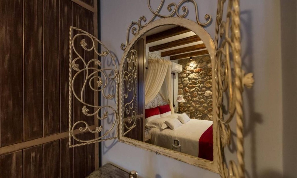 Archea Korinthos House | Maria's Rooms
