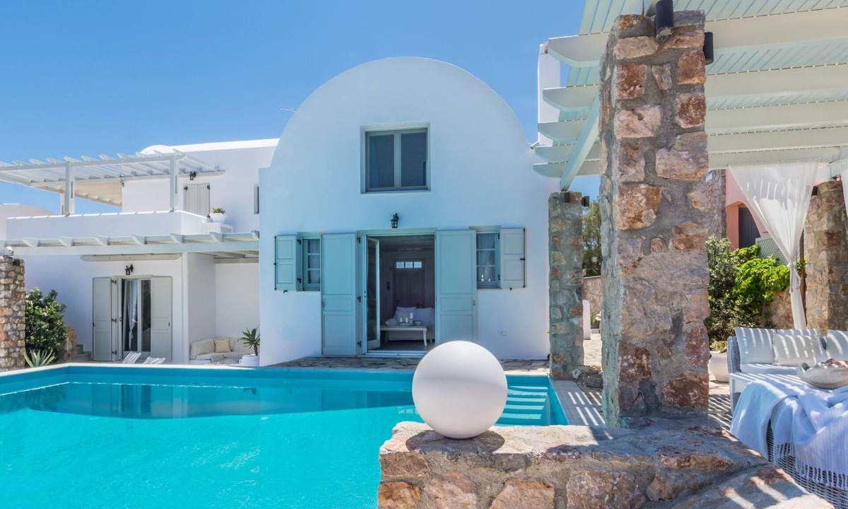 Akrotiri Villa | Michaela Residence by Fantasia Villas