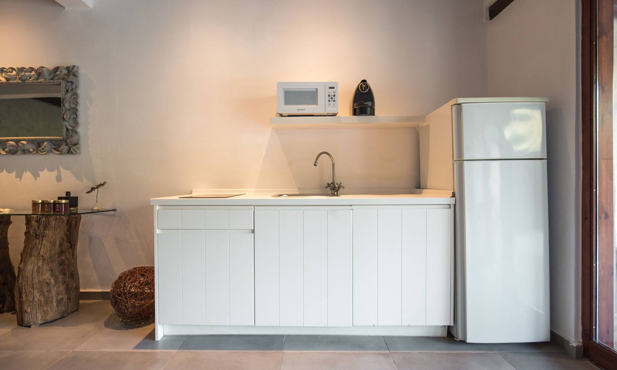 Moni Hotel | Monastery Estate Guesthouse