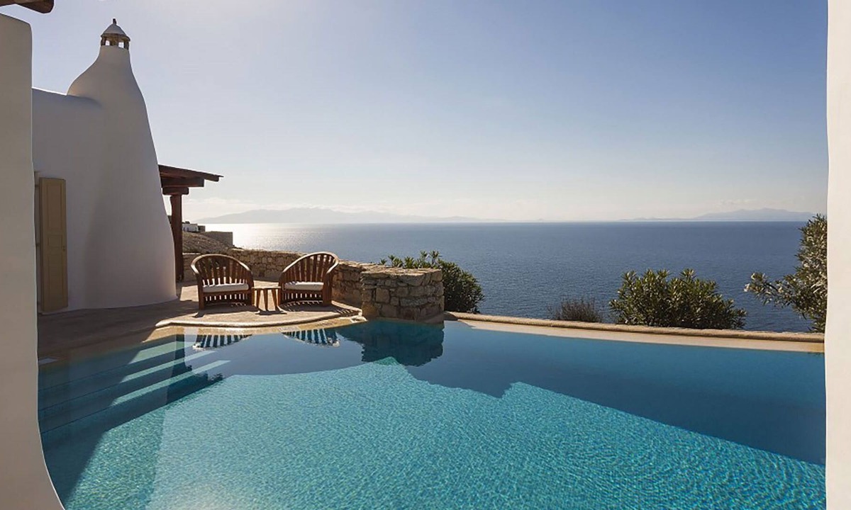 Paraga Villa | My Rental Homes - Villa Persephone with infinity pool and sea view